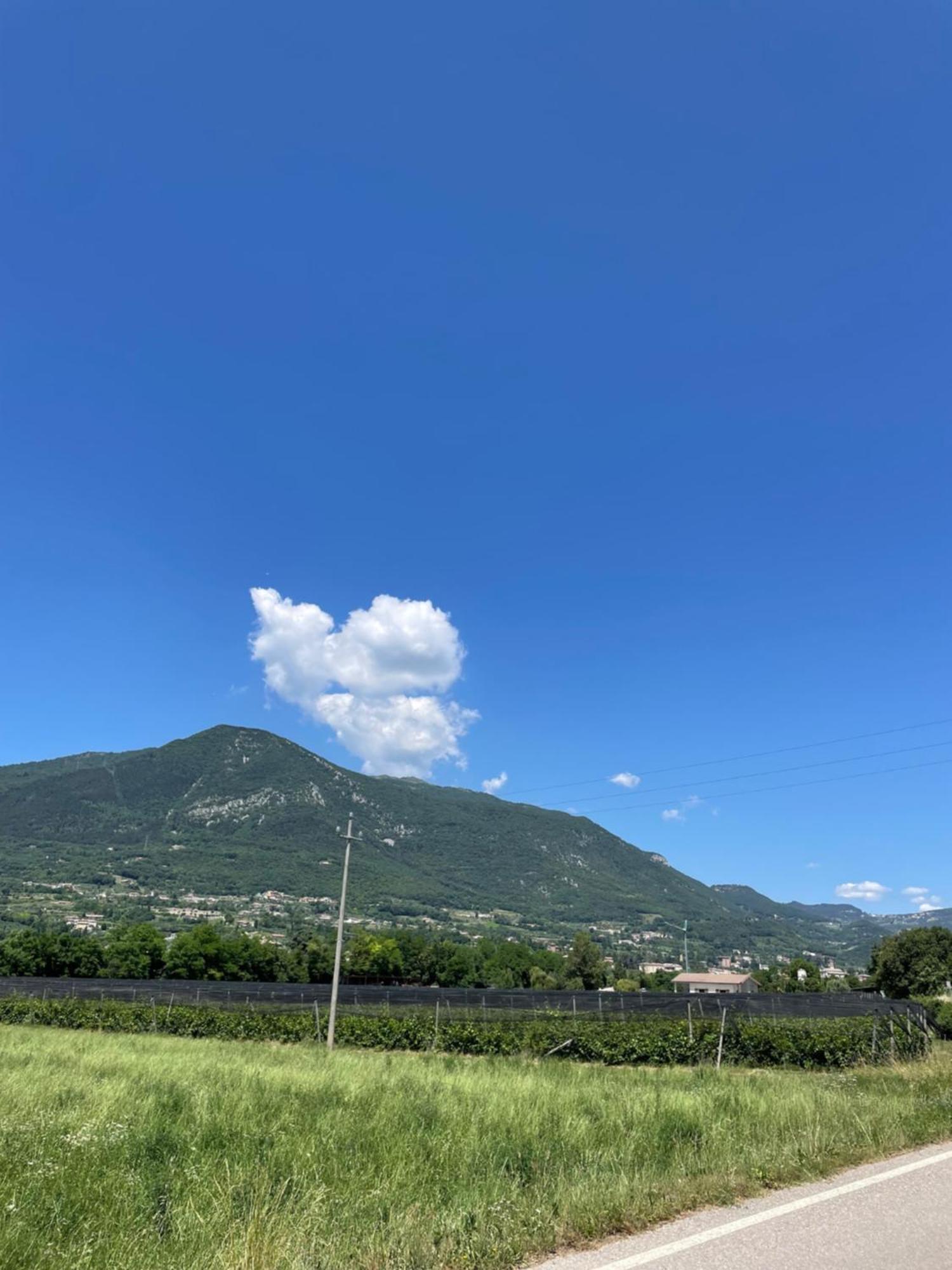 La Casa In Collina Apartman Caprino Veronese Kültér fotó